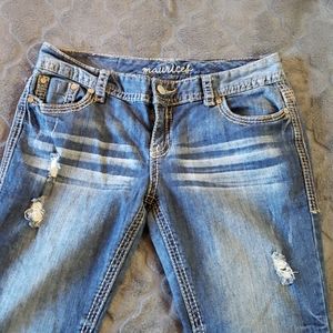 NWOT Destructed Boyfriend Jeans